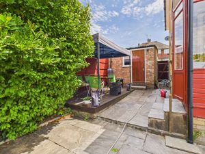 Patio- click for photo gallery